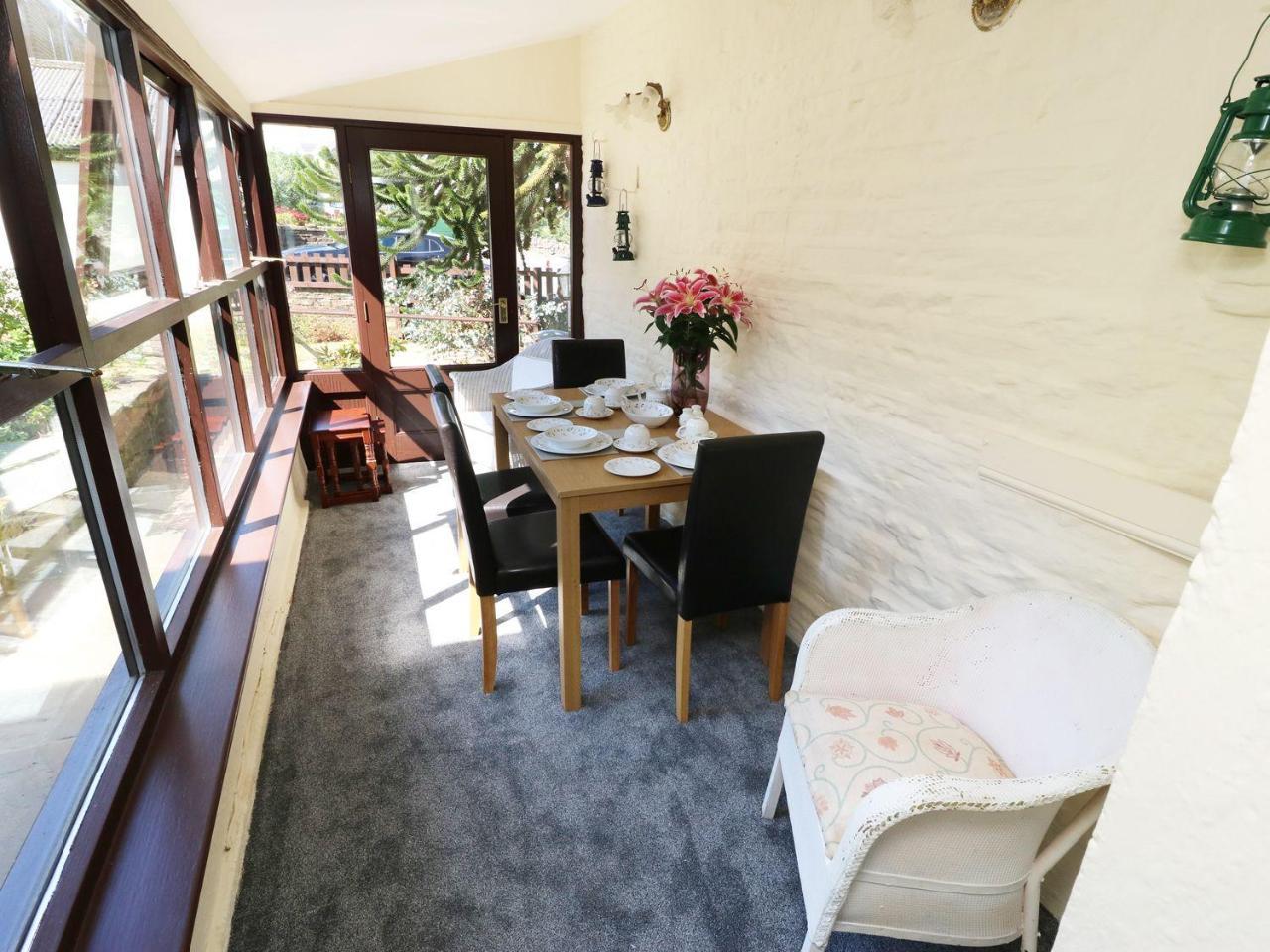 布雷得佛West End House别墅 外观 照片